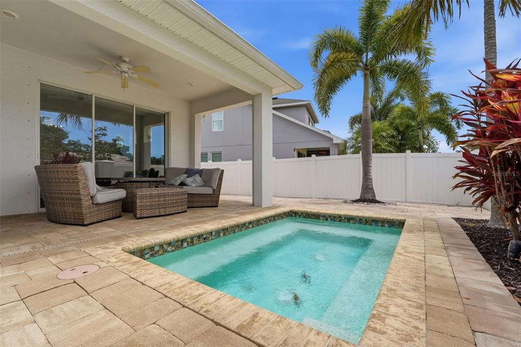 For Sale: $419,800 (2 beds, 2 baths, 1841 Square Feet)