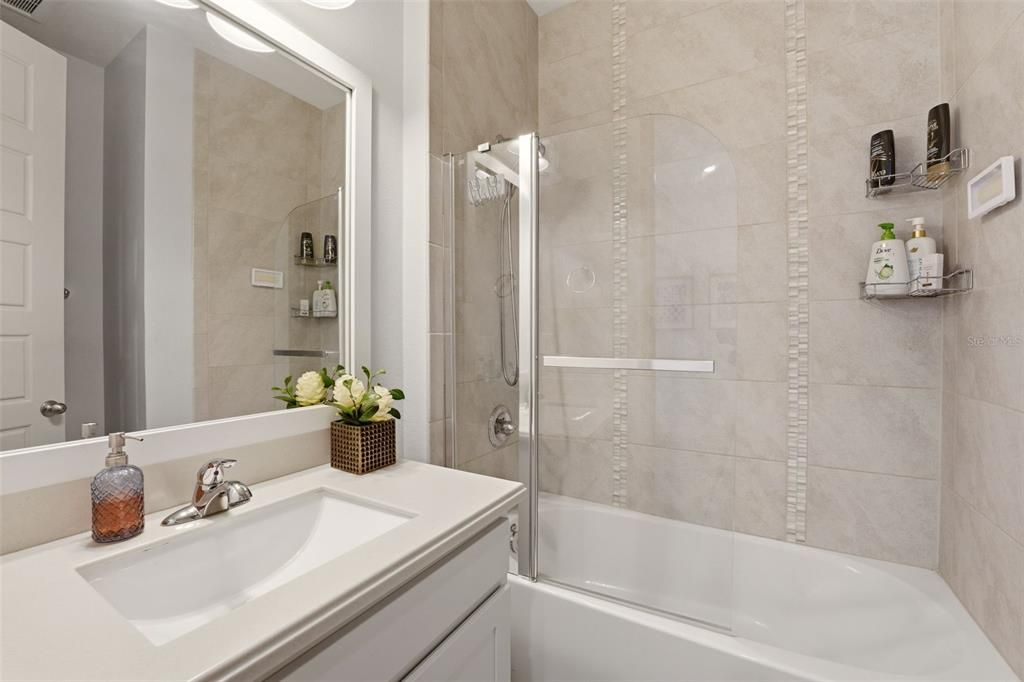 For Sale: $419,800 (2 beds, 2 baths, 1841 Square Feet)