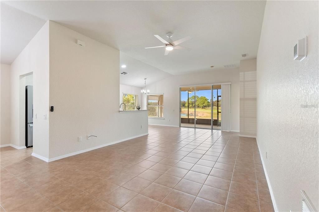 En Venta: $346,500 (3 camas, 2 baños, 1713 Pies cuadrados)