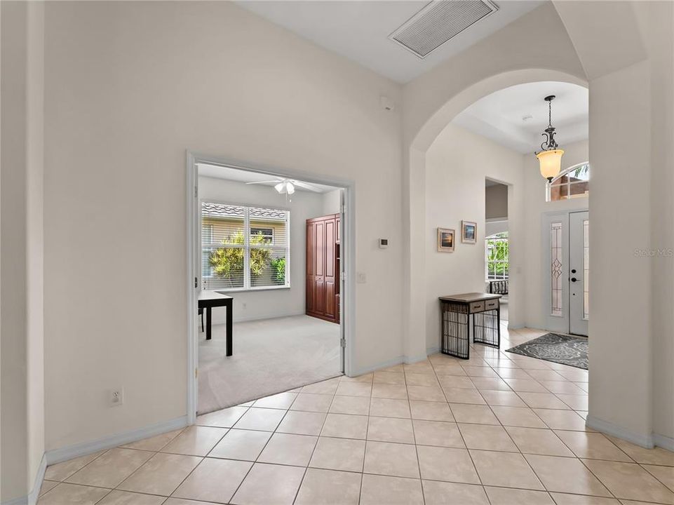 For Sale: $369,000 (3 beds, 2 baths, 1830 Square Feet)