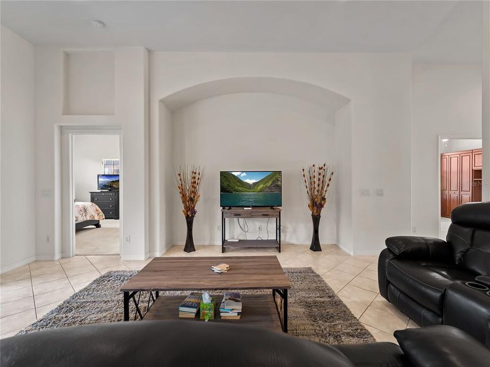 For Sale: $369,000 (3 beds, 2 baths, 1830 Square Feet)