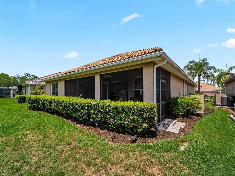 For Sale: $369,000 (3 beds, 2 baths, 1830 Square Feet)