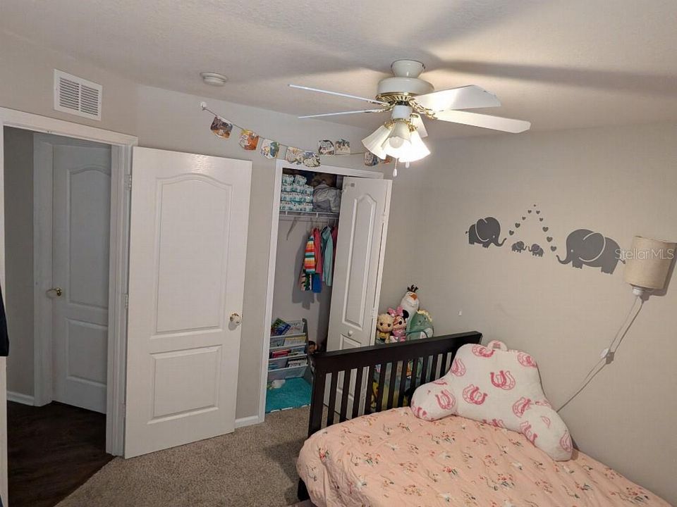 For Sale: $349,000 (4 beds, 2 baths, 1936 Square Feet)