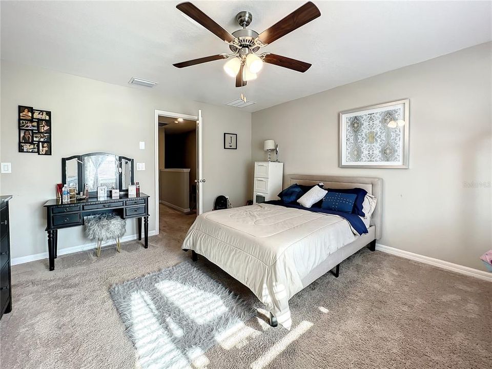 For Rent: $2,000 (2 beds, 2 baths, 1615 Square Feet)