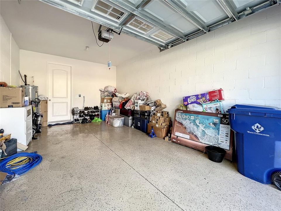 For Rent: $2,000 (2 beds, 2 baths, 1615 Square Feet)