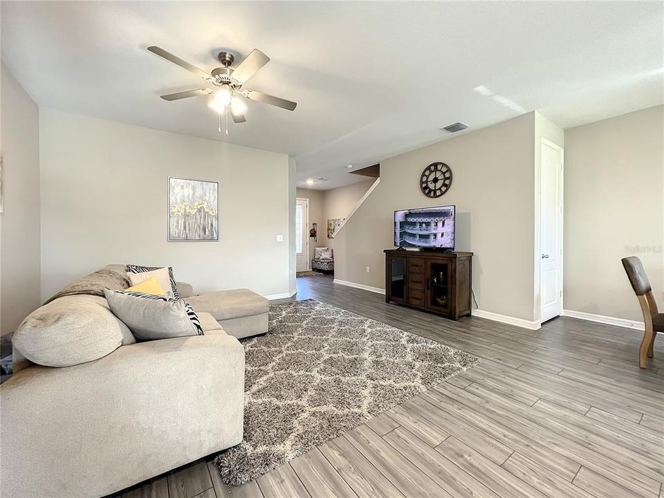 For Rent: $2,000 (2 beds, 2 baths, 1615 Square Feet)