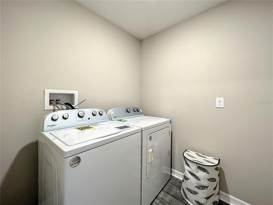 For Rent: $2,000 (2 beds, 2 baths, 1615 Square Feet)
