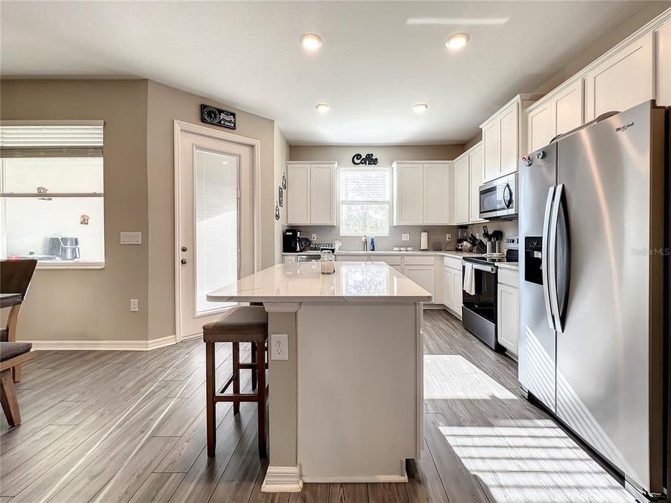 For Rent: $2,000 (2 beds, 2 baths, 1615 Square Feet)