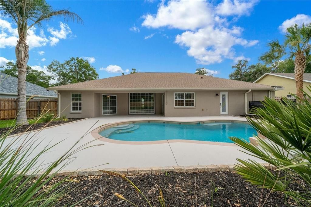 For Sale: $430,000 (3 beds, 2 baths, 2061 Square Feet)