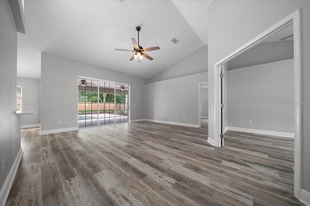 For Sale: $430,000 (3 beds, 2 baths, 2061 Square Feet)