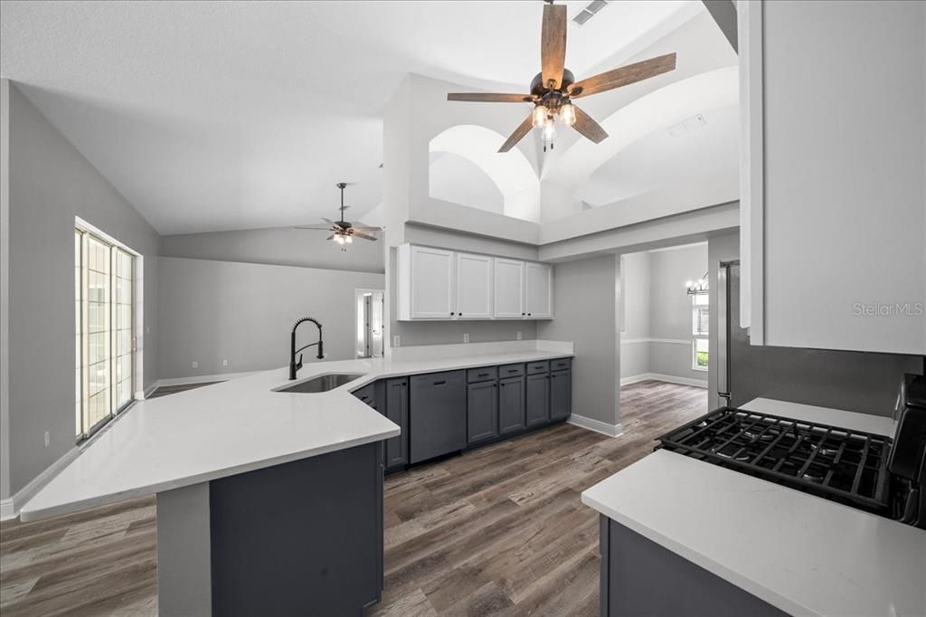 For Sale: $430,000 (3 beds, 2 baths, 2061 Square Feet)