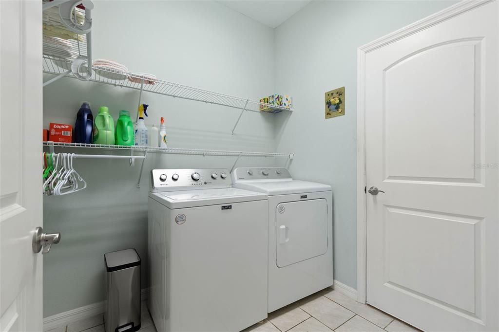 En Venta: $369,990 (3 camas, 2 baños, 1833 Pies cuadrados)