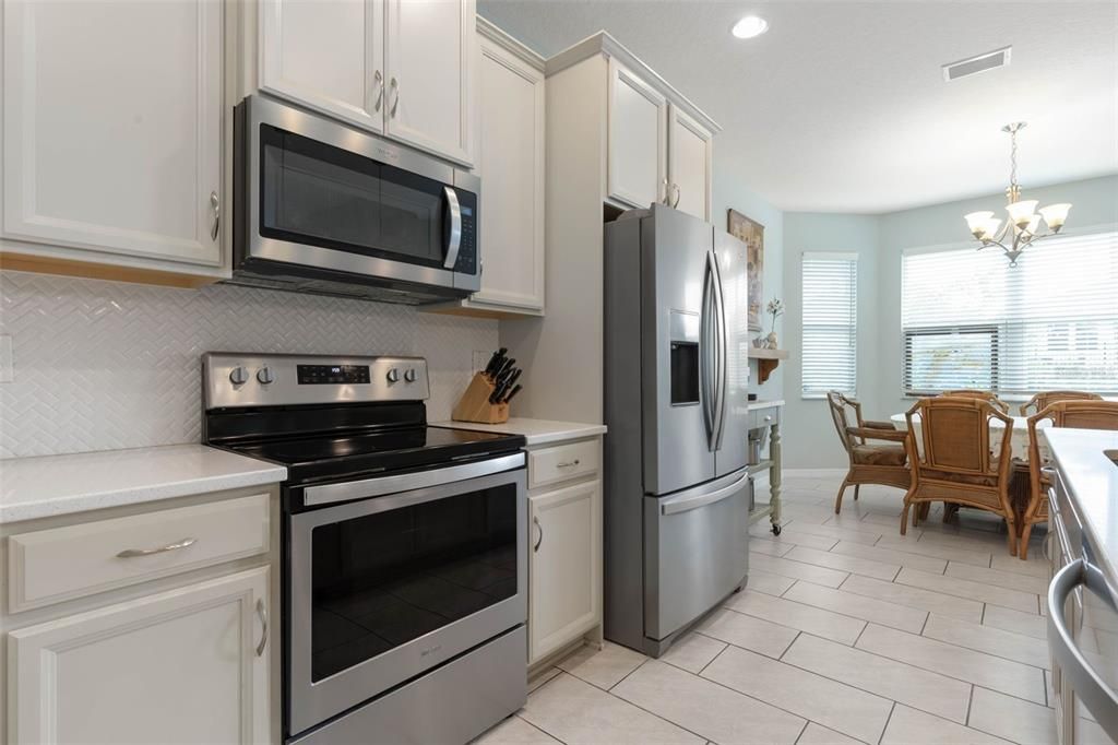 En Venta: $369,990 (3 camas, 2 baños, 1833 Pies cuadrados)