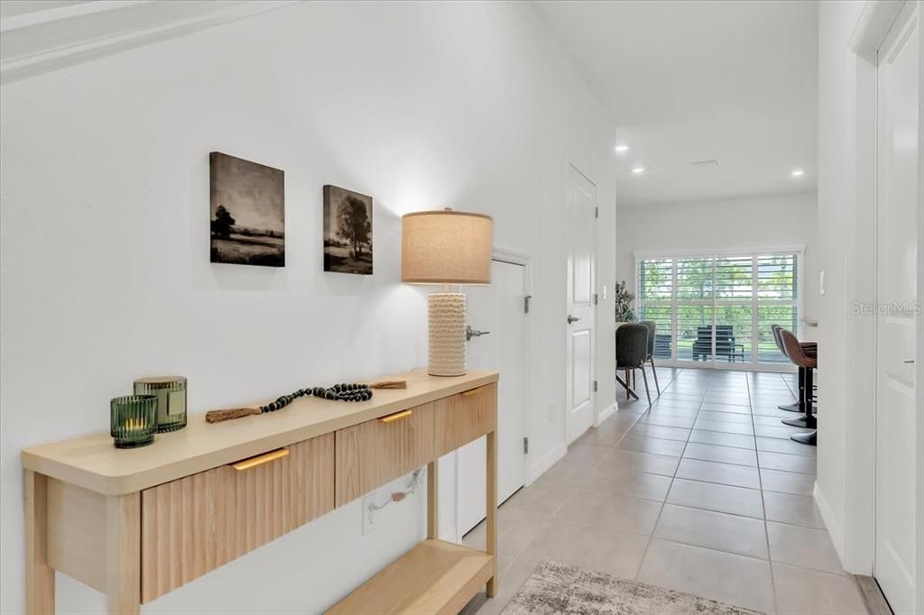 For Sale: $330,000 (3 beds, 2 baths, 1373 Square Feet)
