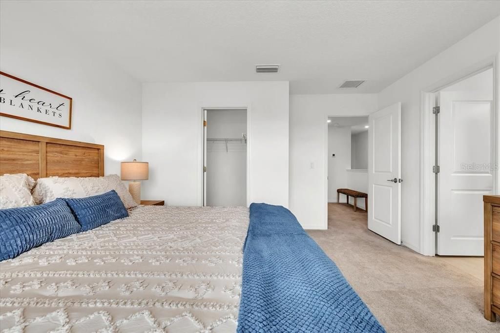 For Sale: $330,000 (3 beds, 2 baths, 1373 Square Feet)