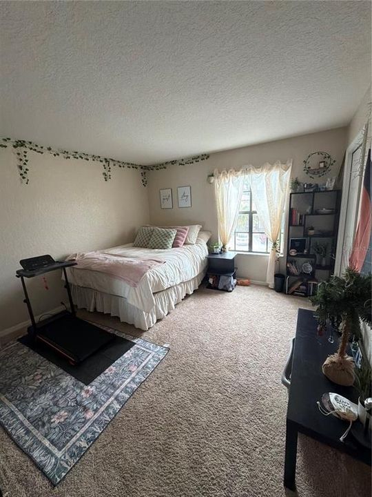 For Sale: $229,000 (2 beds, 2 baths, 1120 Square Feet)