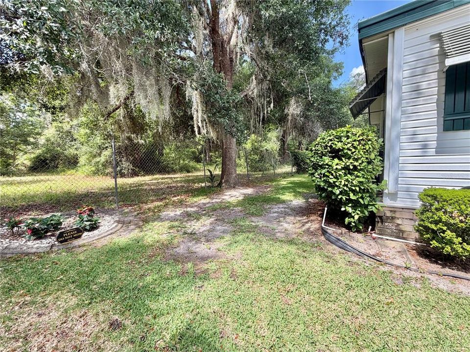 For Sale: $109,000 (2 beds, 2 baths, 1152 Square Feet)