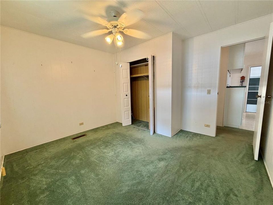 For Sale: $109,000 (2 beds, 2 baths, 1152 Square Feet)
