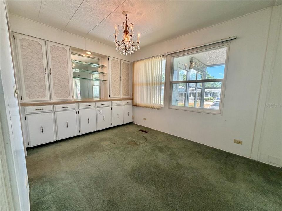 For Sale: $109,000 (2 beds, 2 baths, 1152 Square Feet)