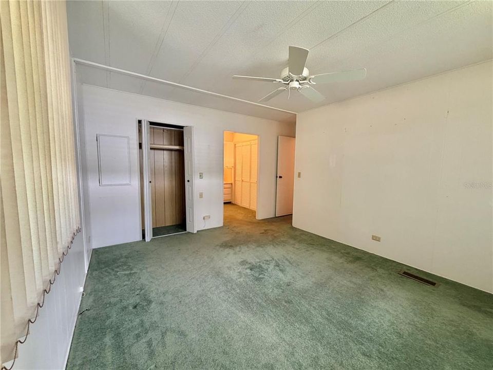 For Sale: $109,000 (2 beds, 2 baths, 1152 Square Feet)