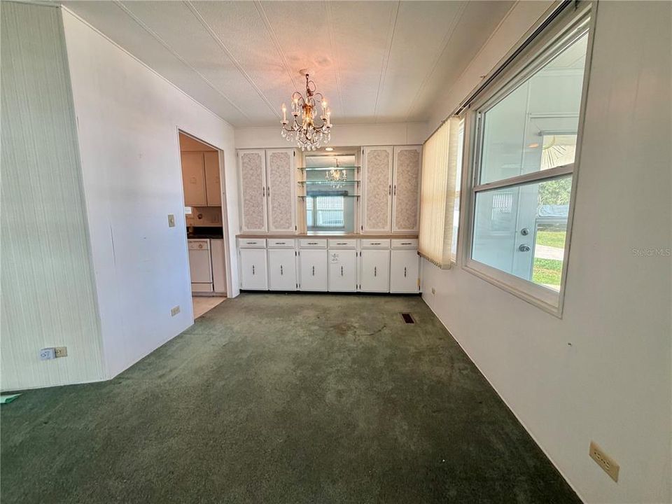 For Sale: $109,000 (2 beds, 2 baths, 1152 Square Feet)