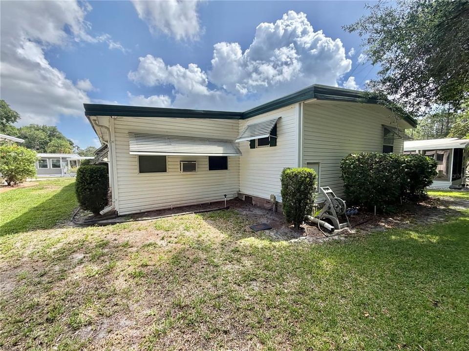 For Sale: $109,000 (2 beds, 2 baths, 1152 Square Feet)