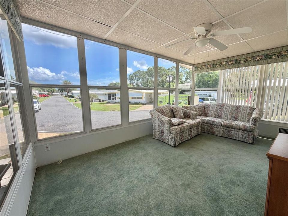 For Sale: $109,000 (2 beds, 2 baths, 1152 Square Feet)