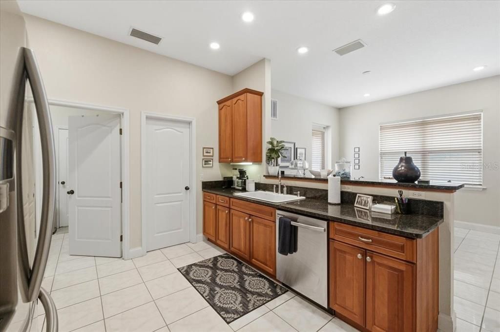 For Sale: $580,000 (3 beds, 2 baths, 3024 Square Feet)