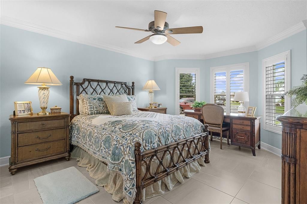 For Sale: $1,650,000 (3 beds, 2 baths, 3163 Square Feet)