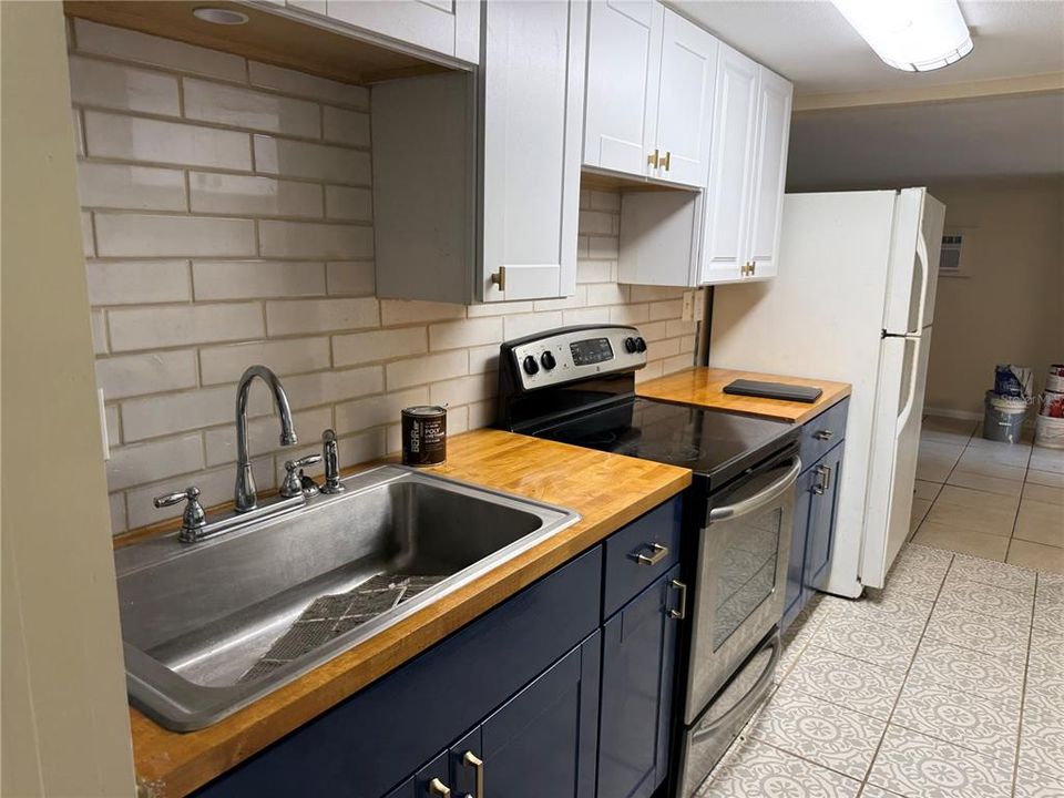 For Sale: $349,900 (3 beds, 0 baths, 1440 Square Feet)