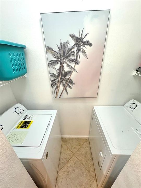 En Venta: $264,900 (2 camas, 2 baños, 925 Pies cuadrados)