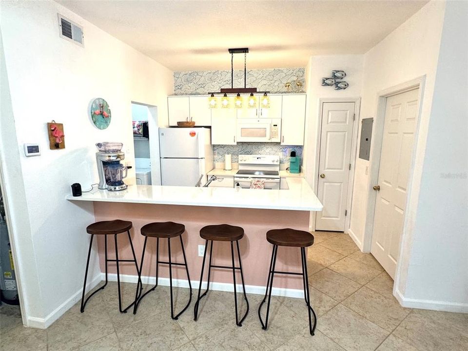En Venta: $264,900 (2 camas, 2 baños, 925 Pies cuadrados)