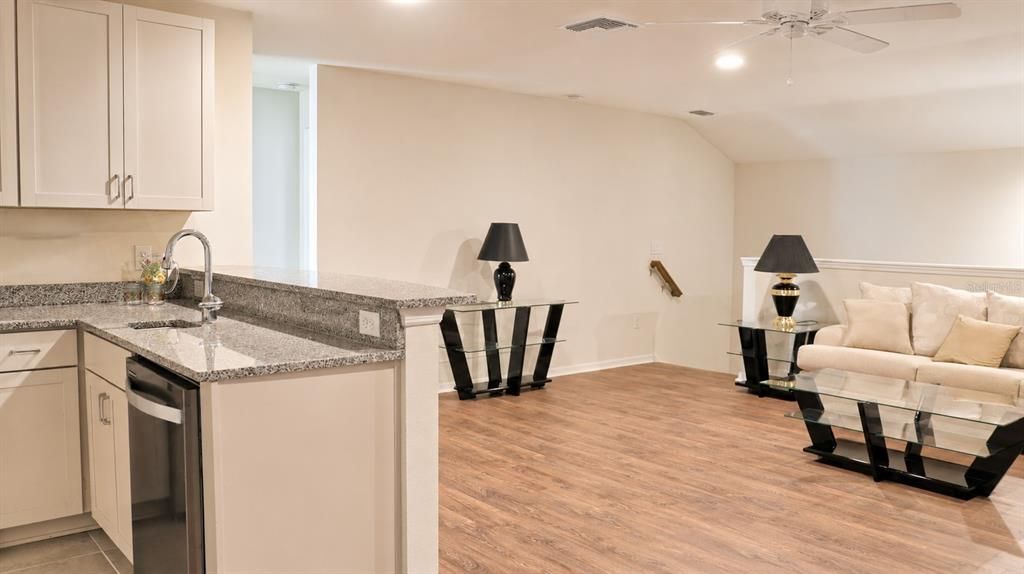 For Sale: $609,000 (5 beds, 3 baths, 4180 Square Feet)