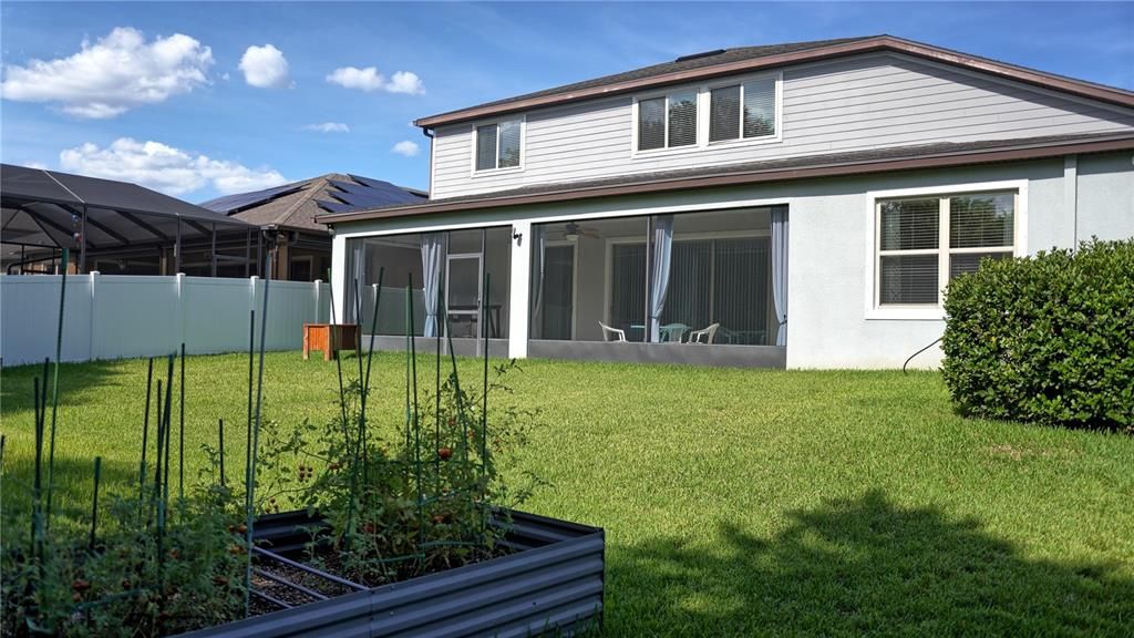 For Sale: $609,000 (5 beds, 3 baths, 4180 Square Feet)