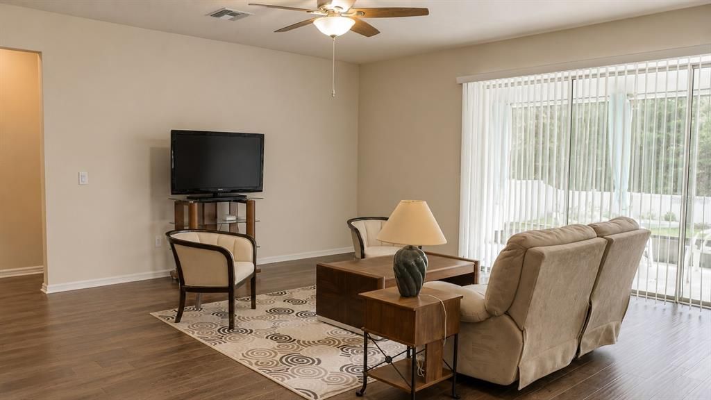 For Sale: $609,000 (5 beds, 3 baths, 4180 Square Feet)