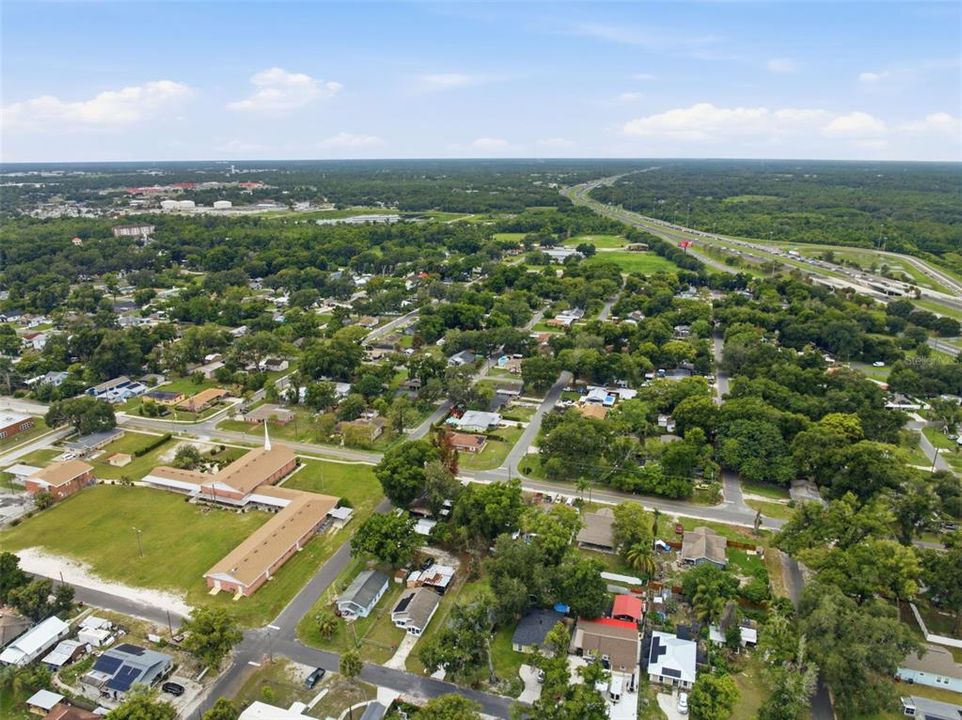 For Sale: $245,000 (2 beds, 1 baths, 840 Square Feet)