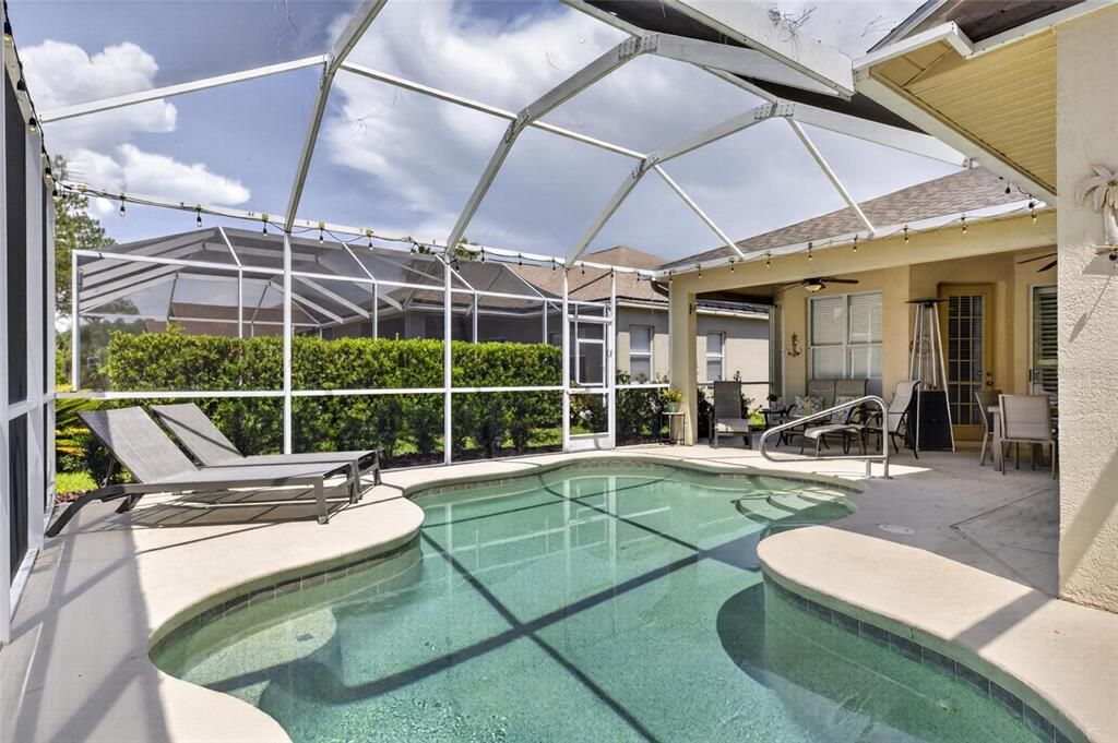 Active With Contract: $550,000 (4 beds, 3 baths, 2268 Square Feet)