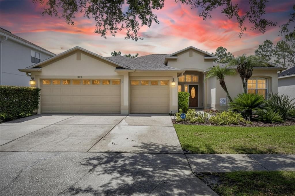Active With Contract: $550,000 (4 beds, 3 baths, 2268 Square Feet)