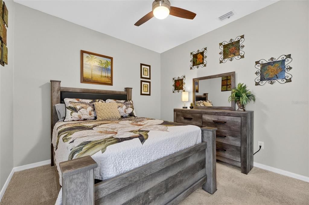 Active With Contract: $550,000 (4 beds, 3 baths, 2268 Square Feet)