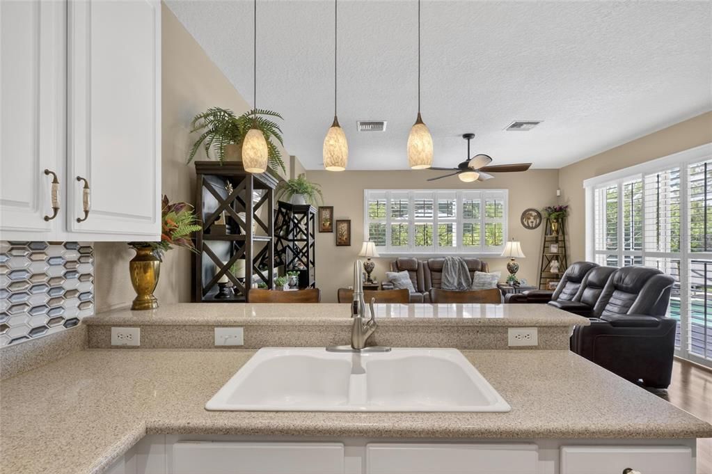 Active With Contract: $550,000 (4 beds, 3 baths, 2268 Square Feet)