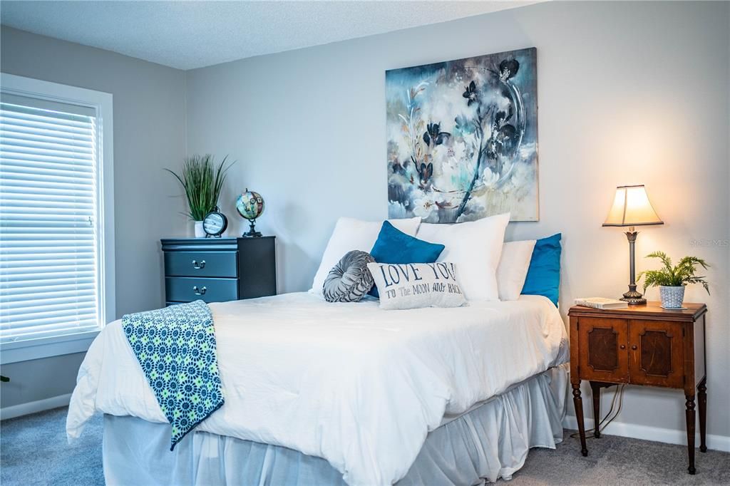 For Sale: $349,000 (4 beds, 2 baths, 2444 Square Feet)
