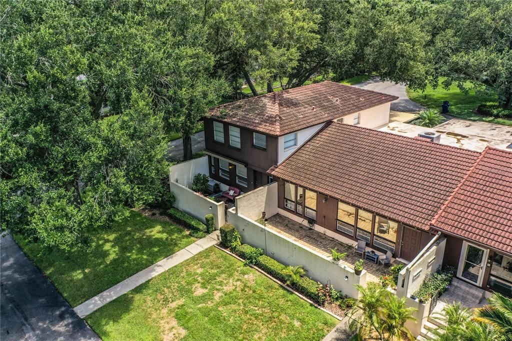 For Sale: $349,000 (4 beds, 2 baths, 2444 Square Feet)