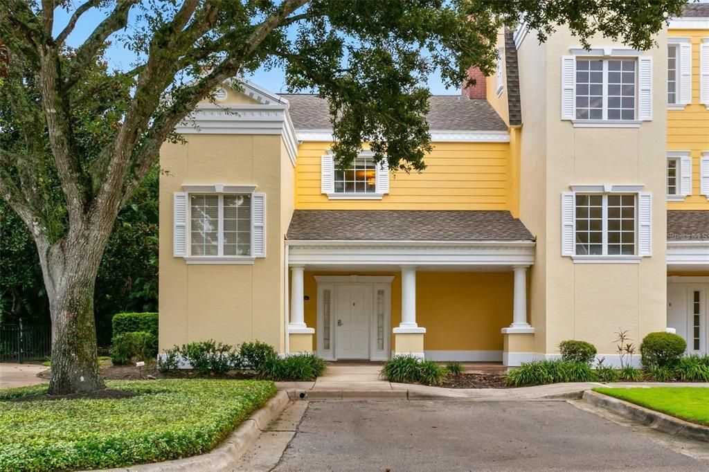 For Rent: $3,200 (3 beds, 3 baths, 2124 Square Feet)