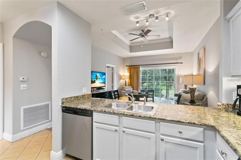 For Rent: $3,200 (3 beds, 3 baths, 2124 Square Feet)