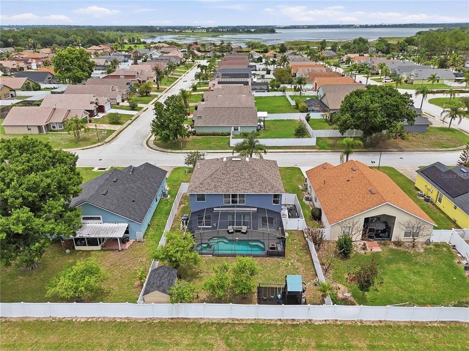 For Sale: $449,000 (5 beds, 2 baths, 2577 Square Feet)