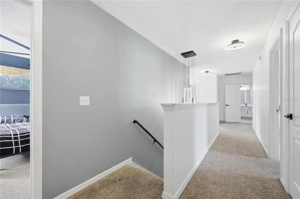 For Sale: $449,000 (5 beds, 2 baths, 2577 Square Feet)