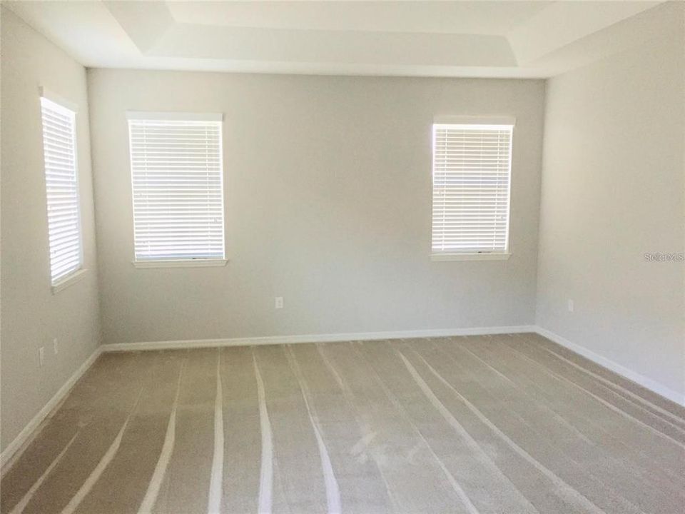 For Rent: $3,300 (3 beds, 2 baths, 2115 Square Feet)