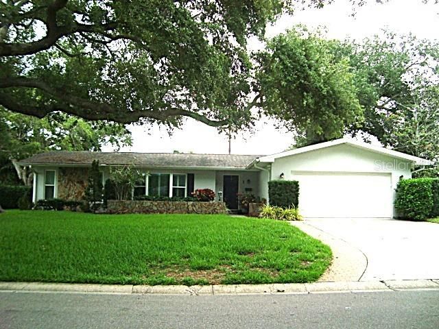 For Rent: $3,200 (3 beds, 2 baths, 2036 Square Feet)