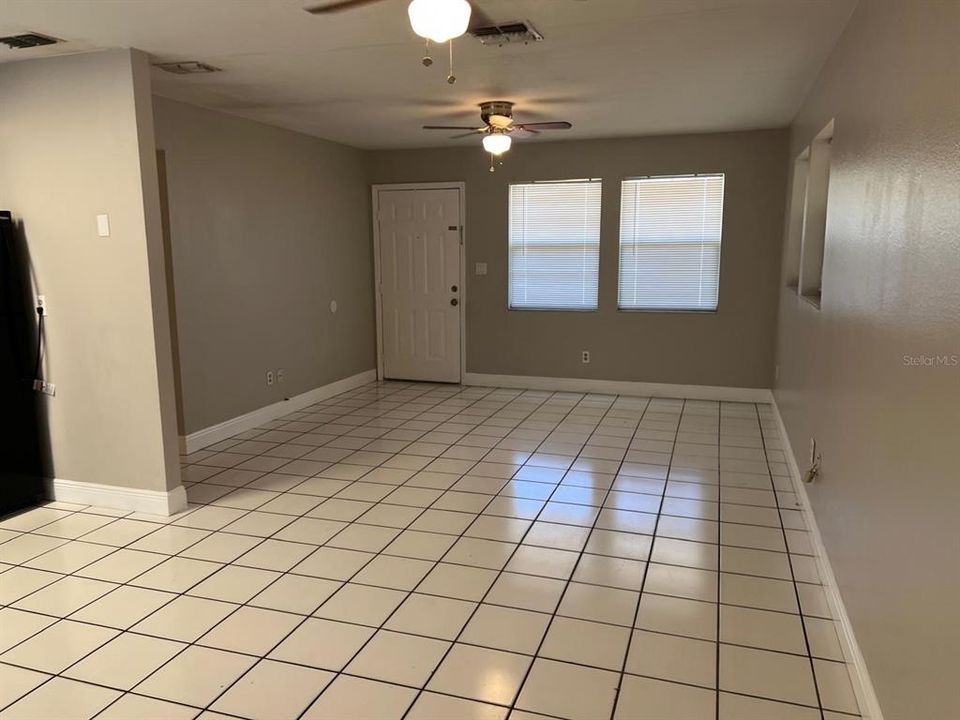 For Rent: $1,799 (3 beds, 2 baths, 1040 Square Feet)