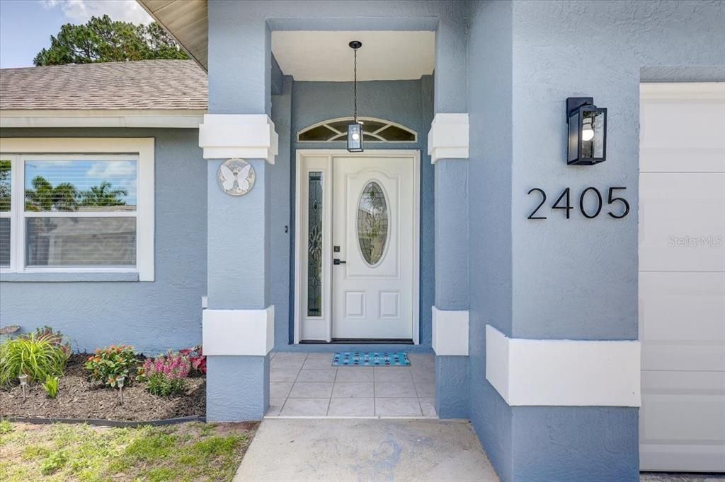 For Sale: $479,900 (3 beds, 2 baths, 2010 Square Feet)